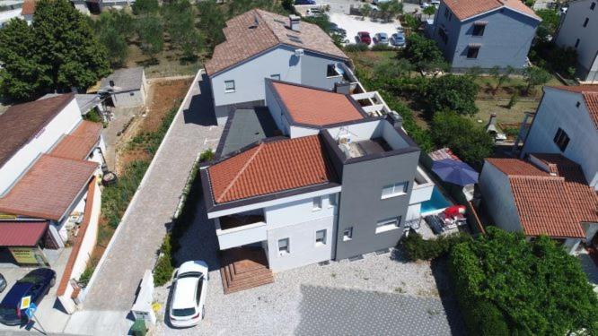 Apartments Peti Пула Екстер'єр фото
