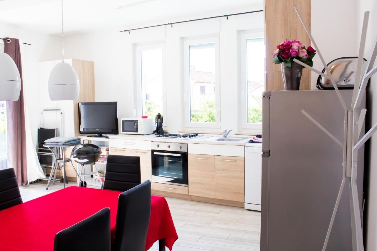 Apartments Peti Пула Екстер'єр фото
