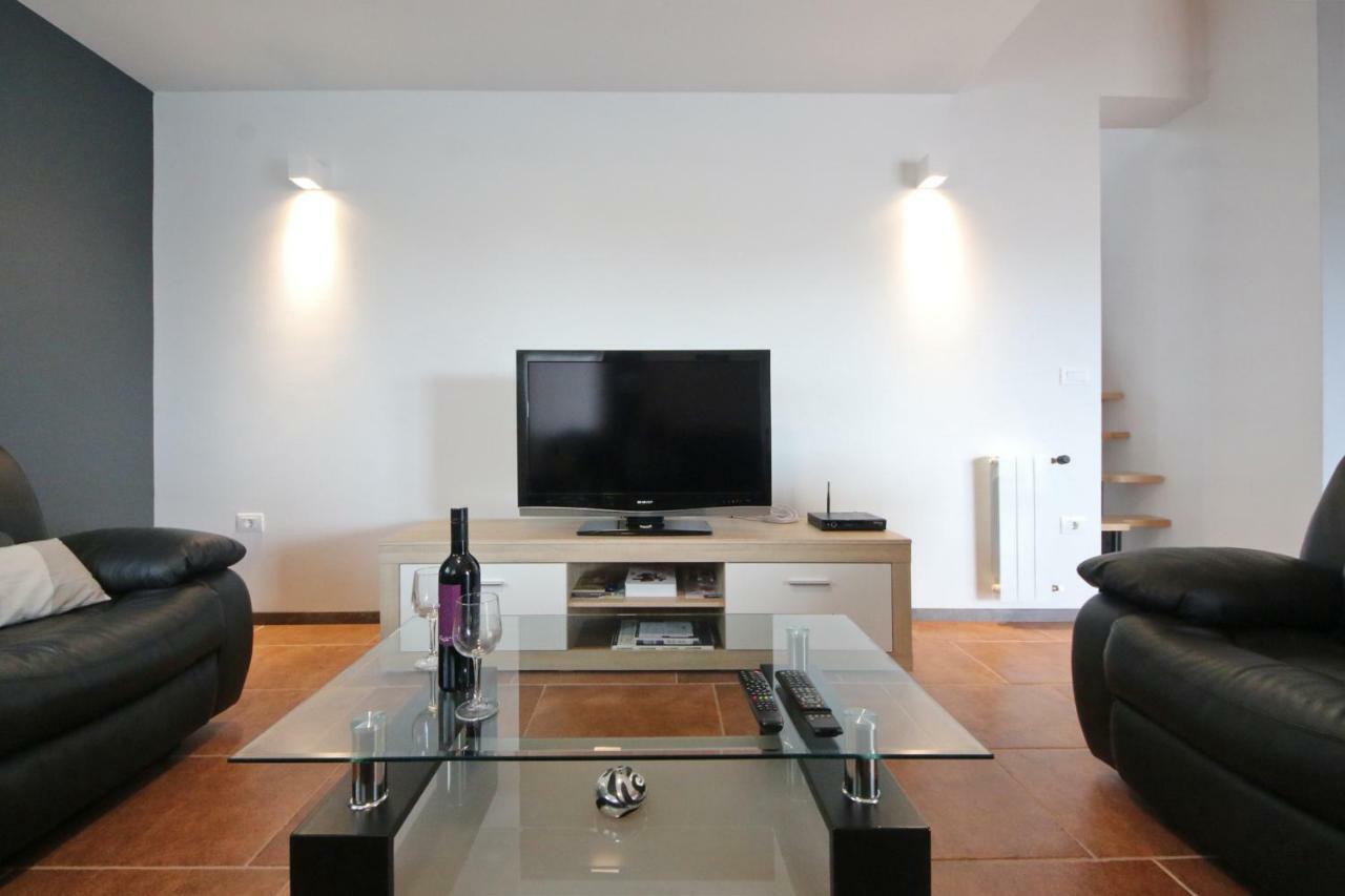 Apartments Peti Пула Екстер'єр фото